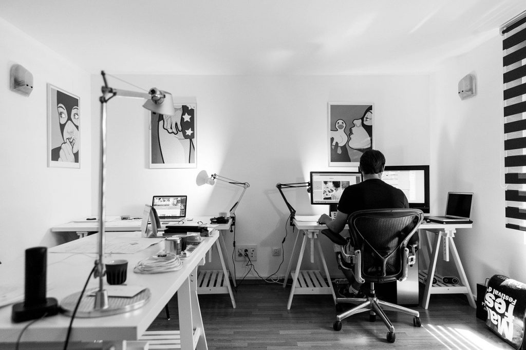 Les meilleurs produits pour créer un espace de travail à la maison