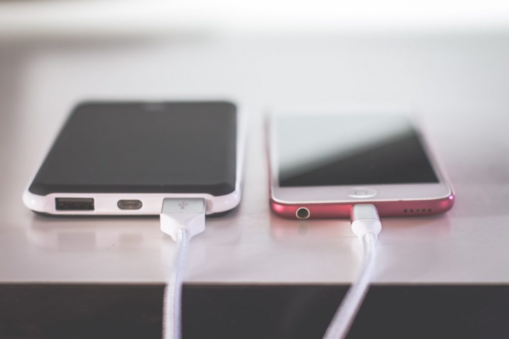 Meilleurs chargeurs mobiles à charge rapide et bon marché